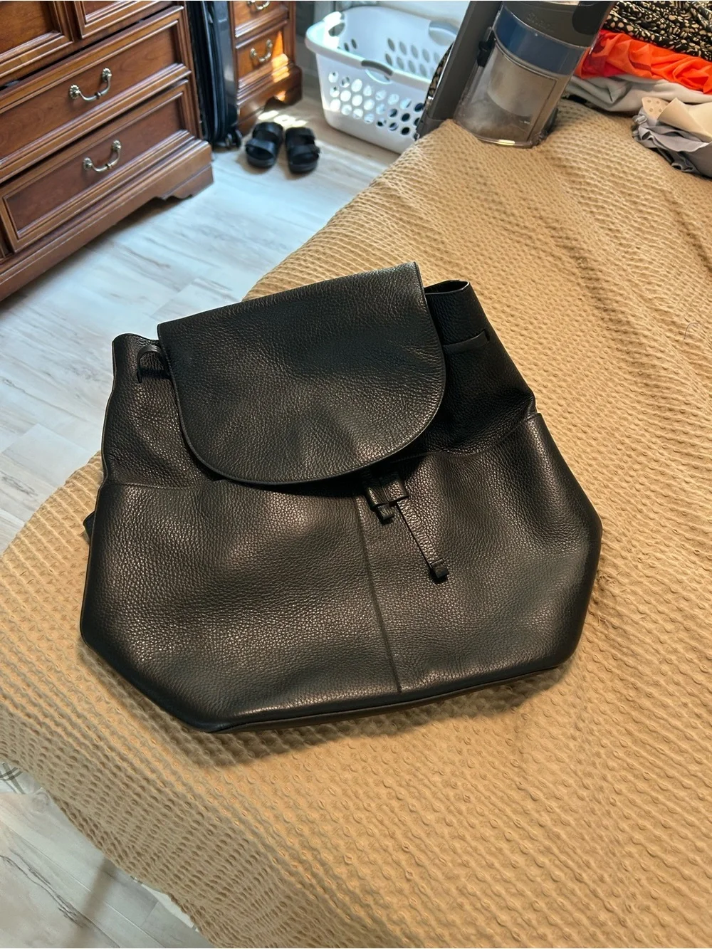 Cuyana Black Backpack - Barely used